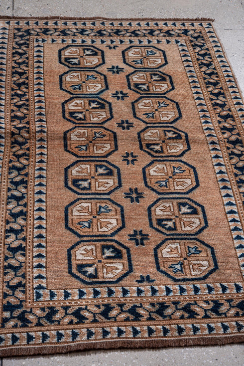 Vintage Oushak Area Rug (2' x 4')